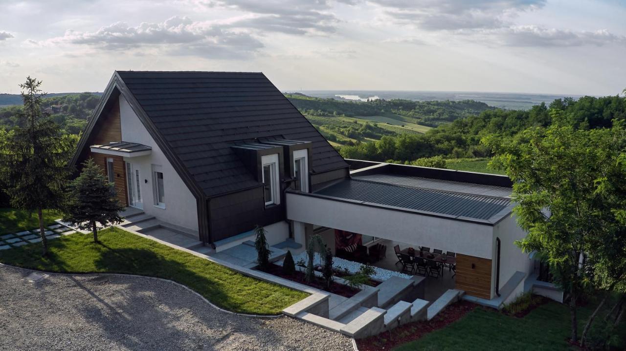 Riverside Pool Villa-Сремски Карловци Екстериор снимка