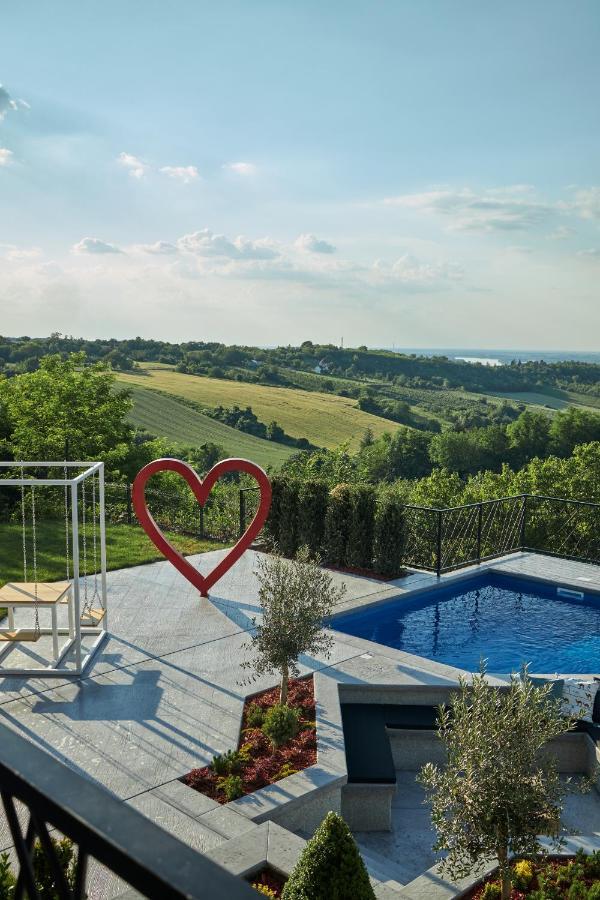 Riverside Pool Villa-Сремски Карловци Екстериор снимка